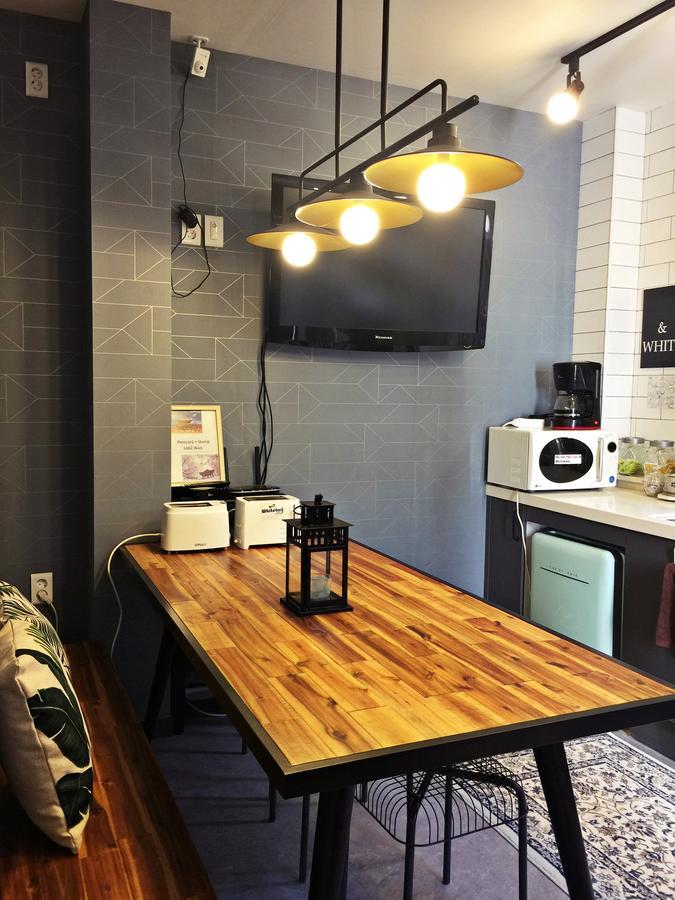 Whitetail Guesthouse Seoul Exterior photo